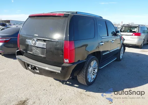 2007 Cadillac Escalade Standard z USA, uszkodzony, nr VIN 1GYEC63827R307879